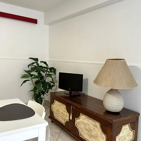 Lazzaro Holiday home *